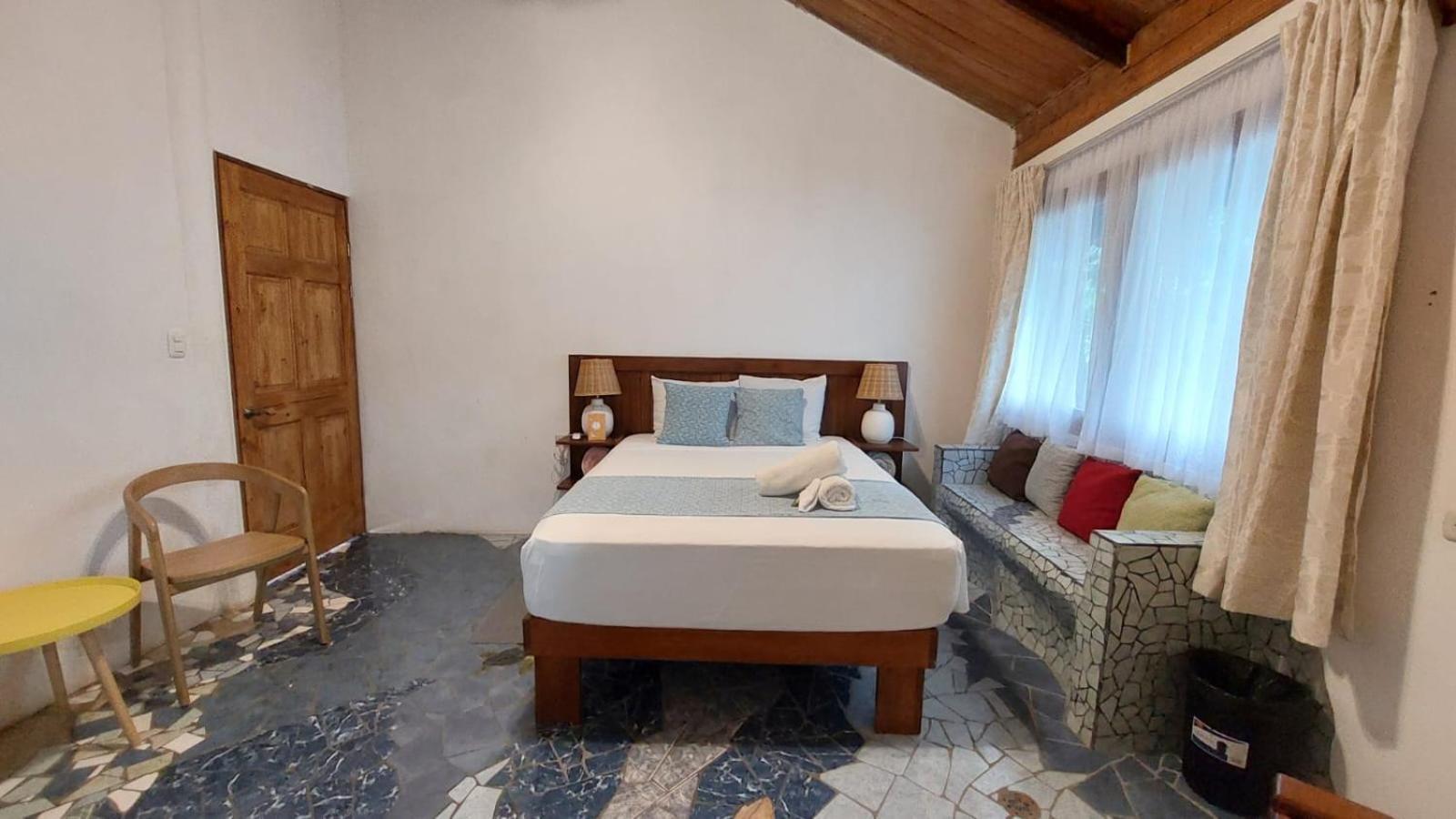 Casa Thirema Tortuguero Hotel Buitenkant foto