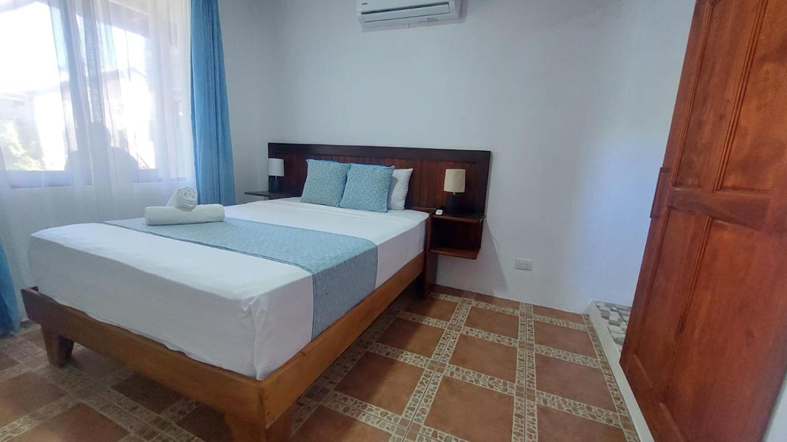 Casa Thirema Tortuguero Hotel Buitenkant foto