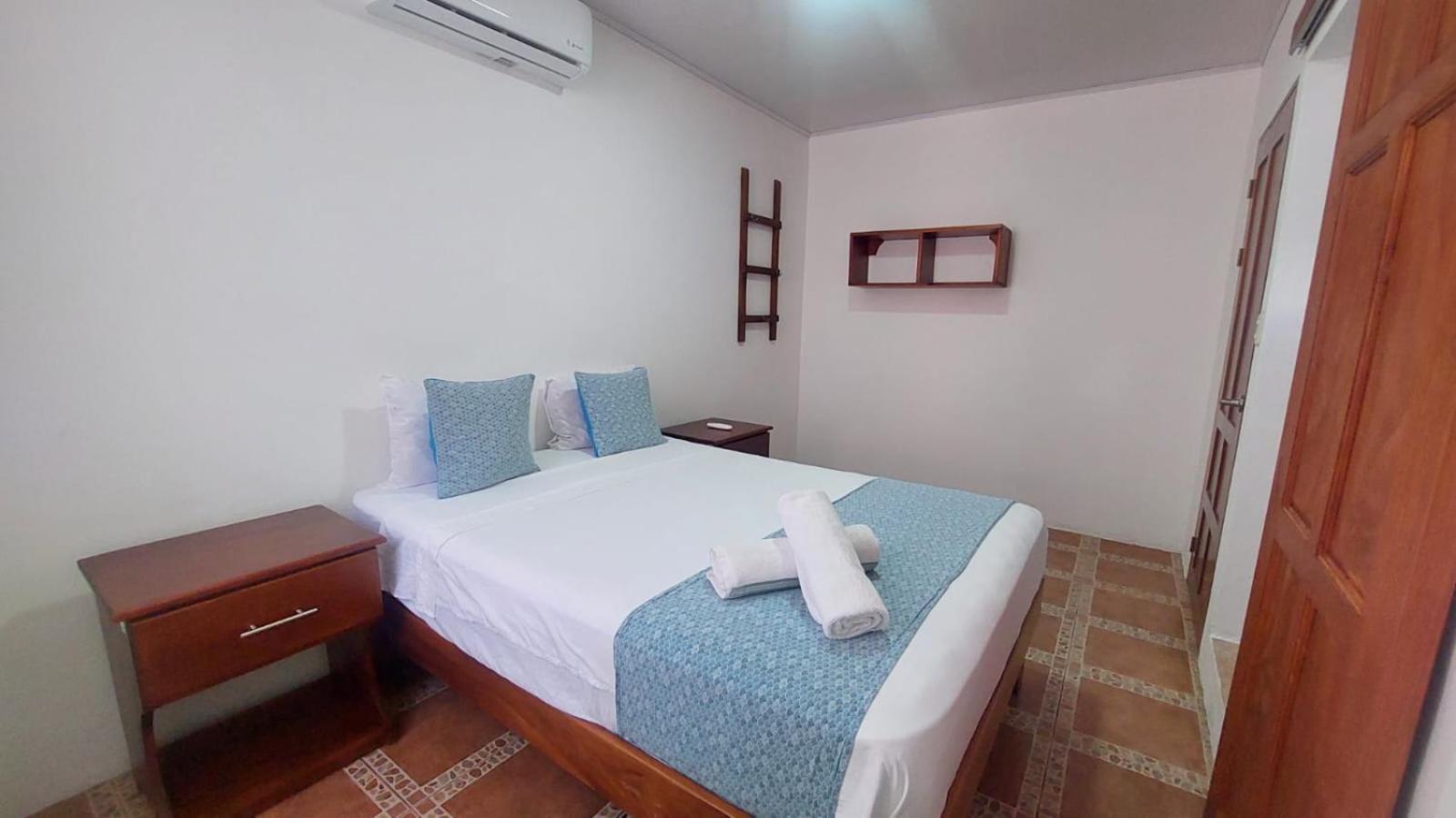 Casa Thirema Tortuguero Hotel Buitenkant foto