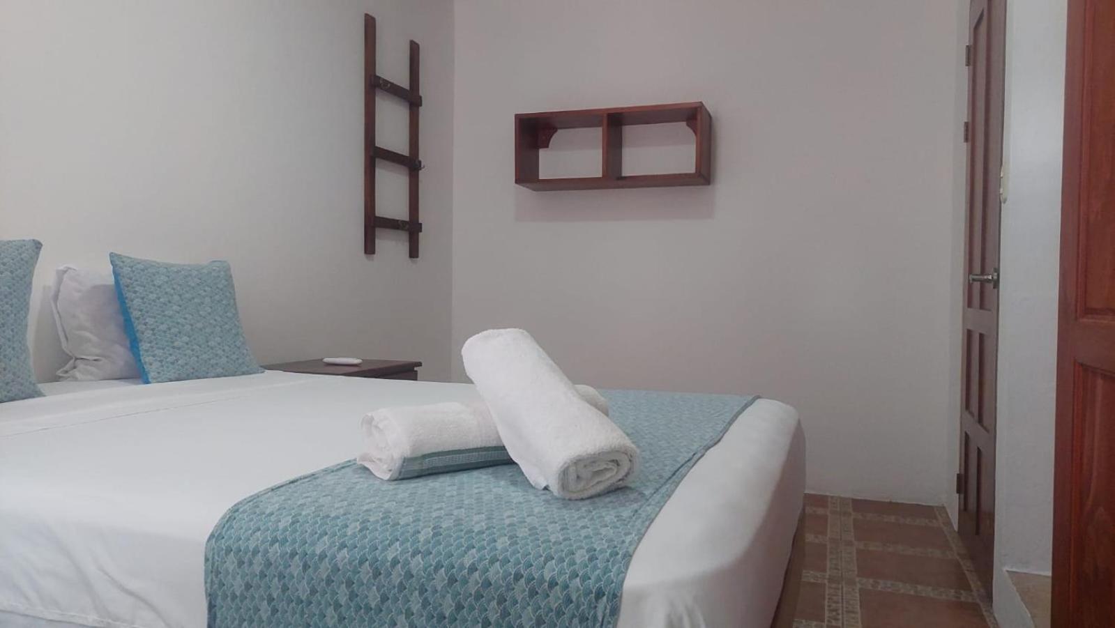 Casa Thirema Tortuguero Hotel Buitenkant foto