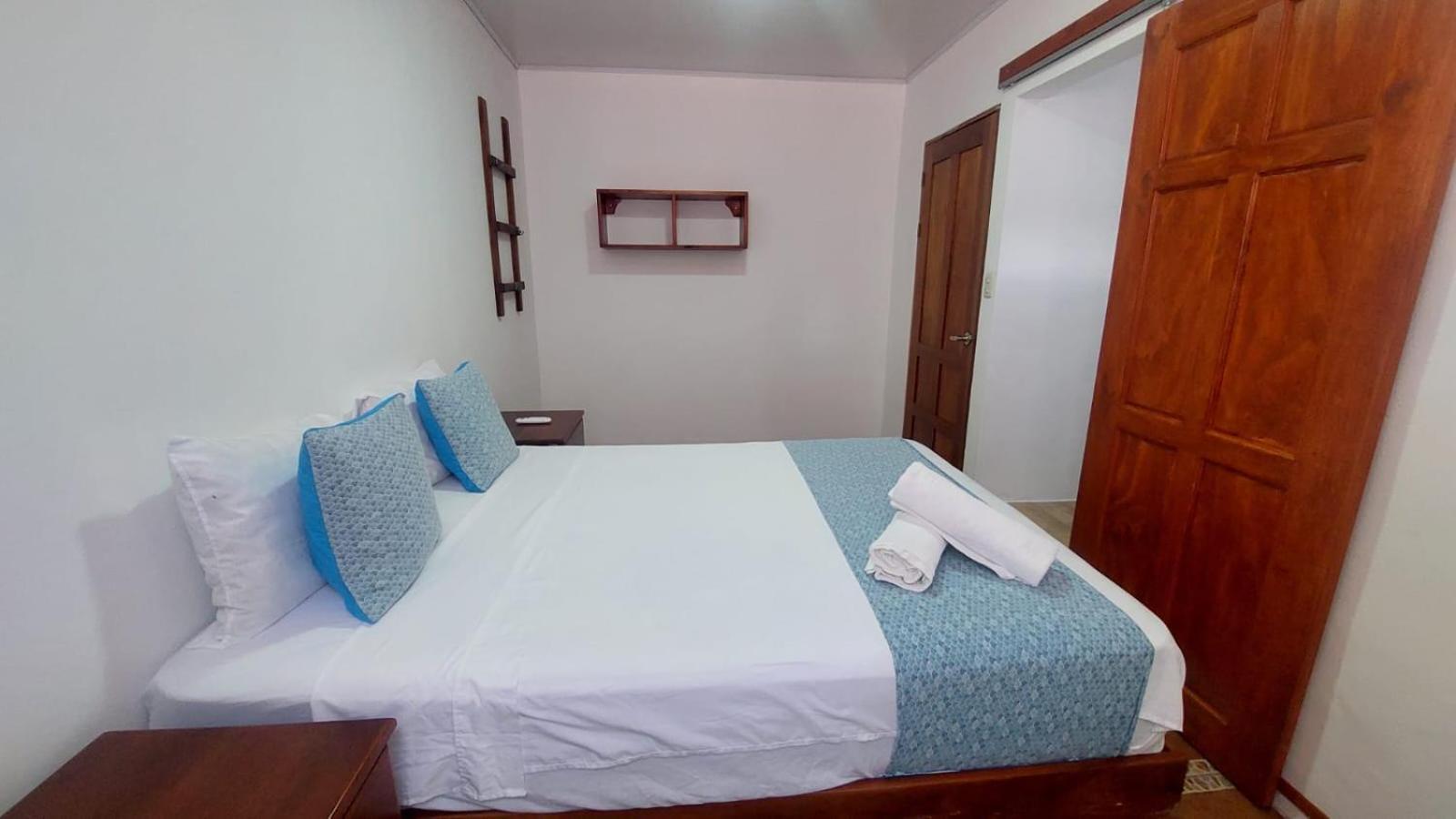 Casa Thirema Tortuguero Hotel Buitenkant foto