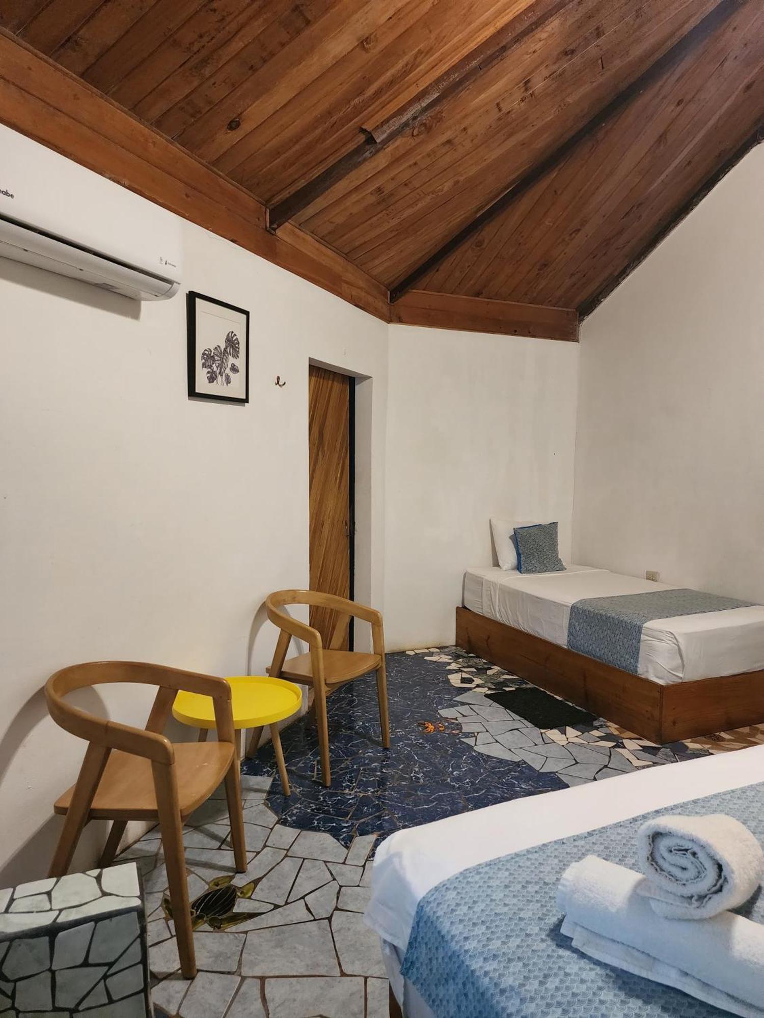 Casa Thirema Tortuguero Hotel Buitenkant foto